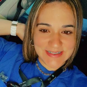 Meet your Posher, Lizbeth